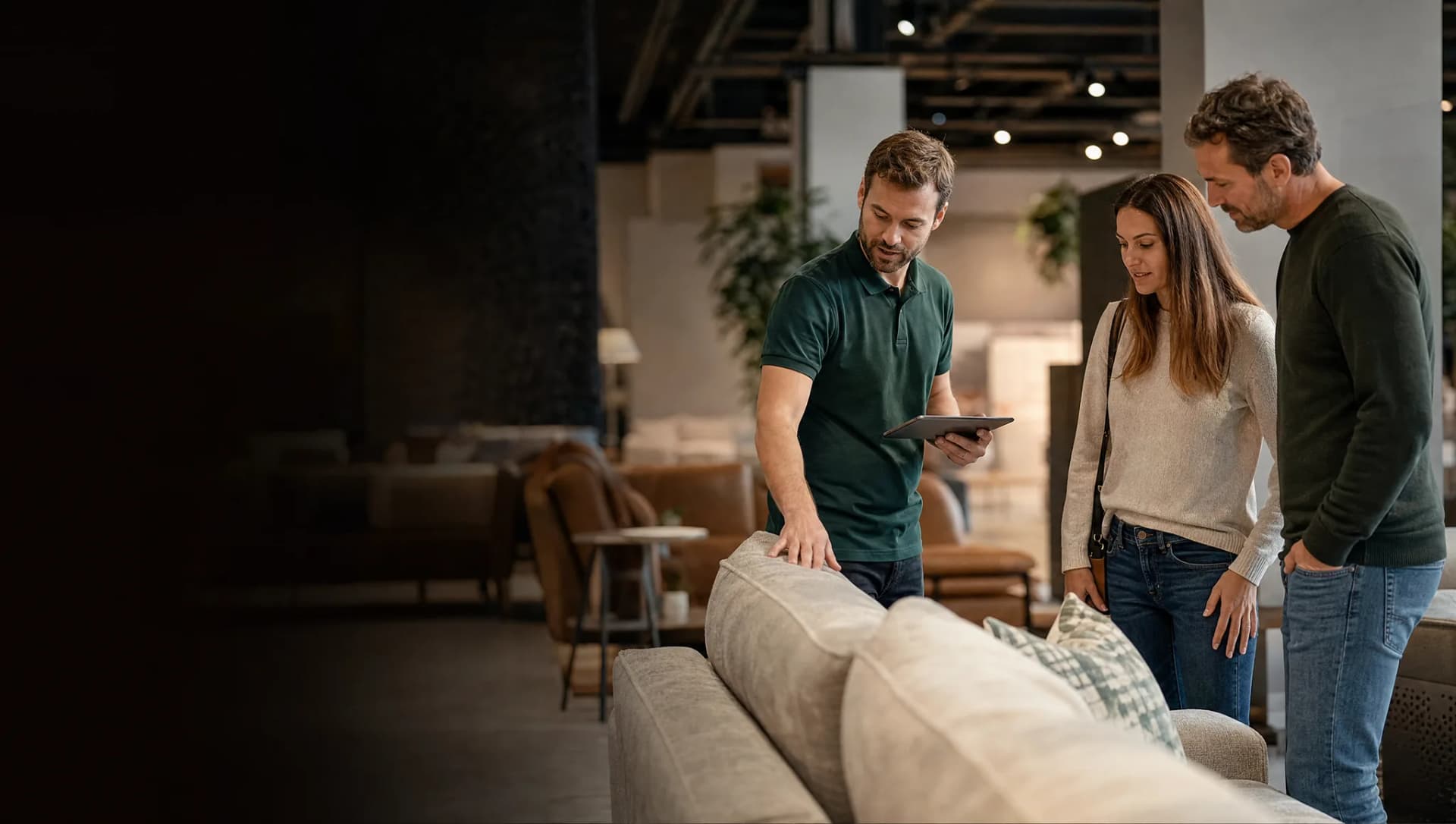 High-Ticket Retail sales conversation in the field